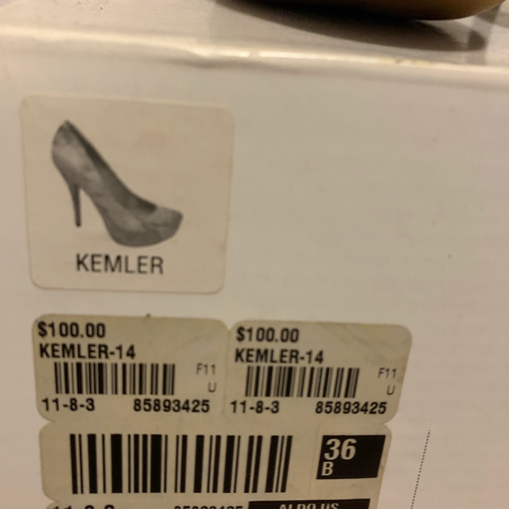 Snake Print Heels Size 6 With Matching Clutch - image 6